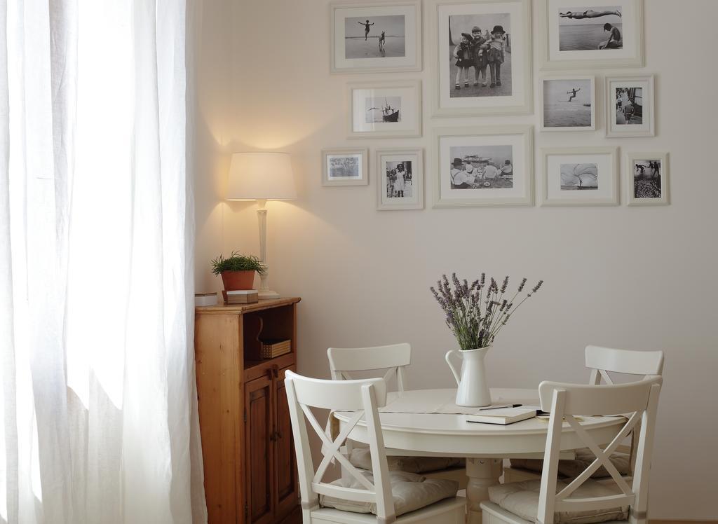 The Riverside Suite Mira Buitenkant foto